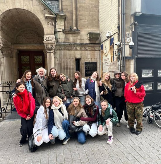 b26d20b9-aa7e-4446-82c8-fc7cc15bce0b